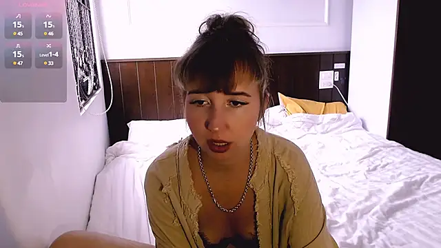 Cosmo Riri online show from February 2025 06:40:01 AM