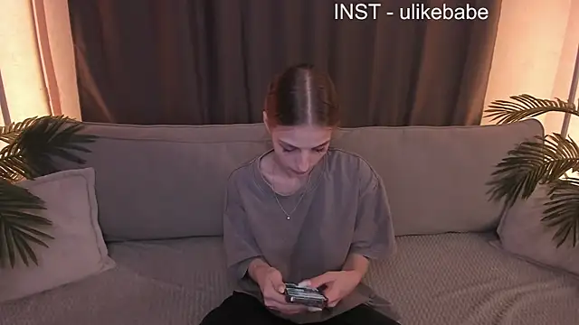 Anna Fink online show from January 2025 10:21:02 AM