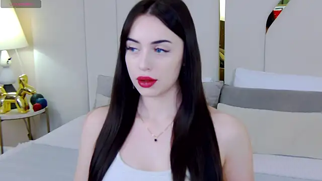 Betty Bridge online show from November 2025 07:13:02 AM