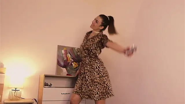 Misslullu online show from March 2025 05:28:01 PM