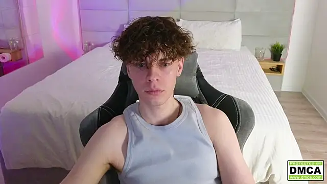 cute thomas online show from March 2025 12:15:01 AM