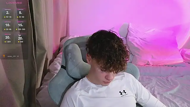 cute thomas online show from March 2026 06:11:02 PM