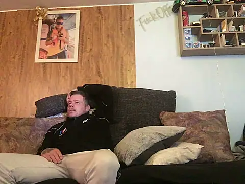 steveindahouse online show from March 2025 09:09:02 AM