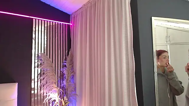 LiaVillalobos online show from February 2026 11:53:01 AM