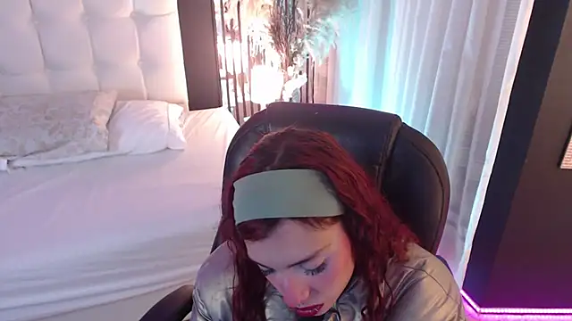 LiaVillalobos online show from March 2026 01:16:02 PM