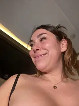 Snapshot of LeaGambit__ chatting on February 2025 04:26:02 AM LeaGambit   online show from February 2025 04:26:02 AM