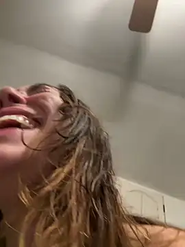 Snapshot of LeaGambit__ chatting on February 2025 01:32:01 PM LeaGambit   online show from February 2025 01:32:01 PM