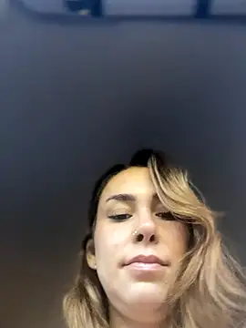 Snapshot of LeaGambit__ chatting on October 2025 03:36:02 PM LeaGambit   online show from October 2025 03:36:02 PM