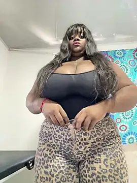 Snapshot of sharik-browns chatting on July 2026 02:34:01 PM sharik-browns online show from July 2026 02:34:01 PM