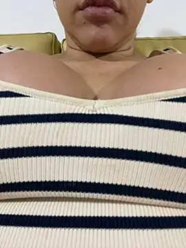 SophieBarnett online show from February 2025 11:42:02 AM