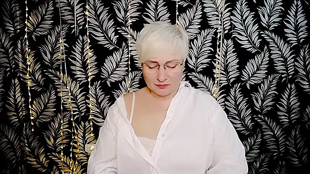 Snapshot of Olivia_playful chatting on May 2026 10:20:01 AM Olivia playful online show from May 2026 10:20:01 AM