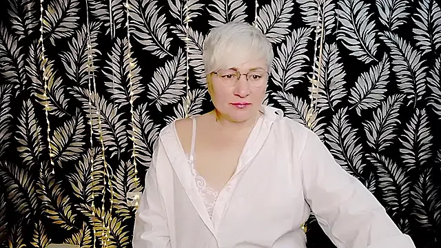 Snapshot of Olivia_playful chatting on May 2026 10:11:01 AM Olivia playful online show from May 2026 10:11:01 AM