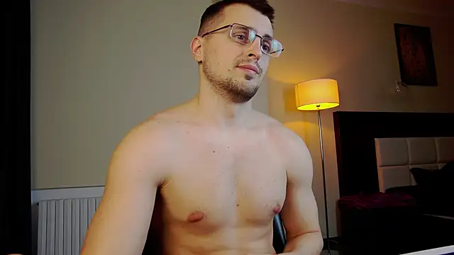 Snapshot of Friend12321 chatting on March 2025 12:11:01 AM Friend12321 online show from March 2025 12:11:01 AM