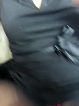 sexynini83 online show from February 2025 02:21:01 PM