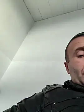 muscularsexy online show from December 2024 02:00:01 PM