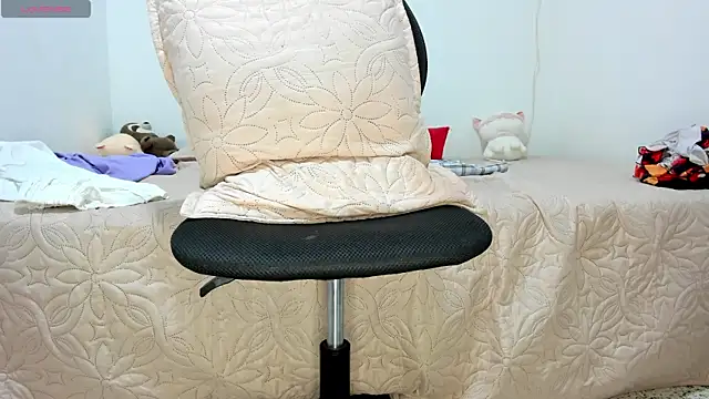 santhi lee online show from April 2026 11:29:02 AM