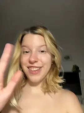 Snapshot of kimczii chatting on December 2024 09:28:02 AM kimczii online show from December 2024 09:28:02 AM