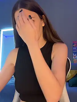 julia fly online show from January 2025 12:11:02 PM