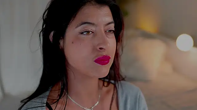 anabelcurvy online show from September 2025 02:54:01 PM