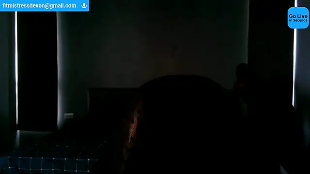 Snapshot of Devon2020 chatting on July 2026 11:12:01 AM Devon2020 online show from July 2026 11:12:01 AM