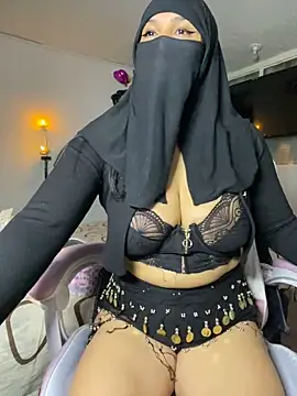 Snapshot of Jameela chatting on March 2025 11:15:01 PM Jameela online show from March 2025 11:15:01 PM