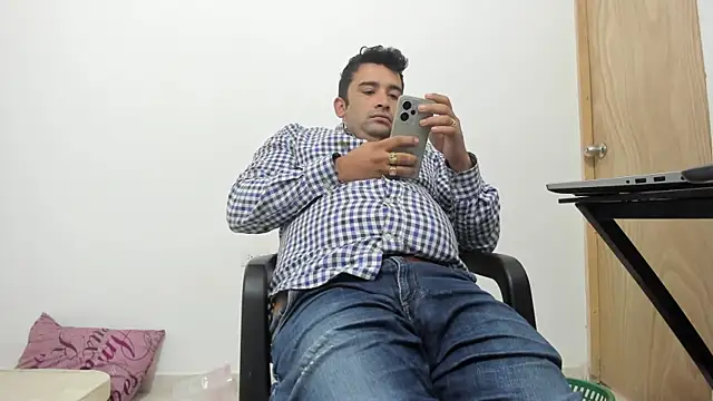 isearchcompany online show from November 2025 12:19:02 PM