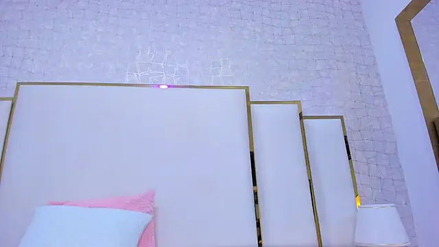 paola rodriguez online show from September 2025 11:04:02 AM