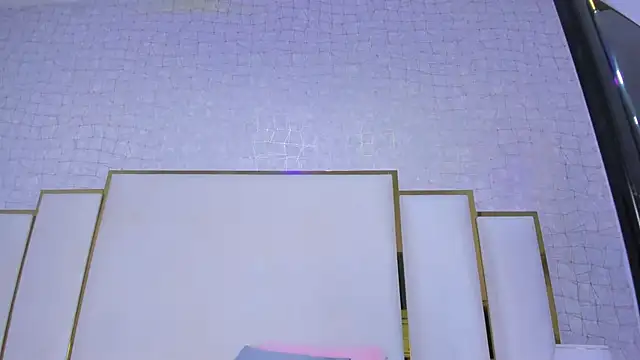 paola rodriguez online show from December 2025 11:39:02 AM