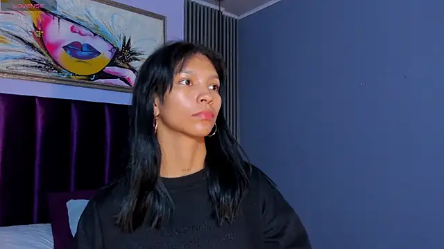 LauraAristizabal online show from February 2026 12:37:01 PM