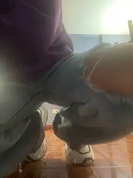 LauraAristizabal online show from April 2026 12:41:02 PM