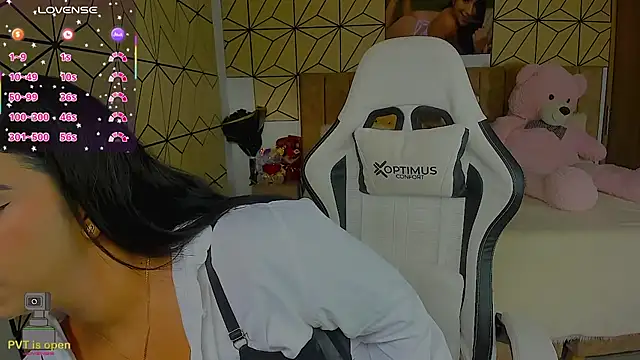 vane lopez  online show from January 2026 07:18:01 PM