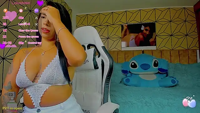 vane lopez  online show from March 2026 07:53:01 PM