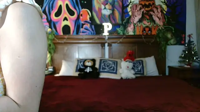 Snapshot of MINI_Petite chatting on December 2024 04:31:02 AM MINI Petite online show from December 2024 04:31:02 AM