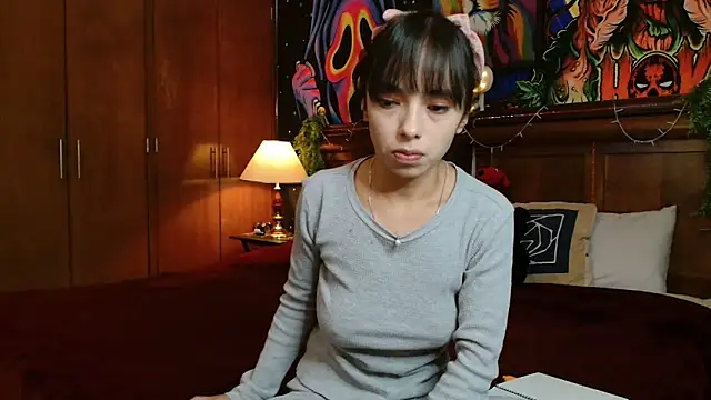 Snapshot of MINI_Petite chatting on December 2024 06:52:02 AM MINI Petite online show from December 2024 06:52:02 AM