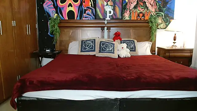 Snapshot of MINI_Petite chatting on January 2025 07:13:02 PM MINI Petite online show from January 2025 07:13:02 PM