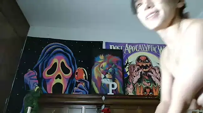 Snapshot of MINI_Petite chatting on February 2025 11:48:01 PM MINI Petite online show from February 2025 11:48:01 PM