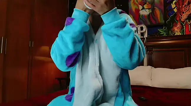 Snapshot of MINI_Petite chatting on February 2025 08:15:02 AM MINI Petite online show from February 2025 08:15:02 AM