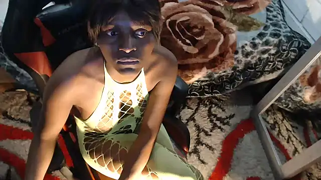 sexyjustin202 online show from September 2025 11:48:01 PM