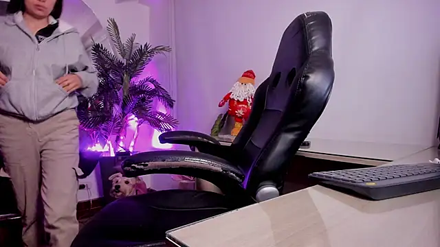 Meghan320 online show from November 2025 11:32:02 AM