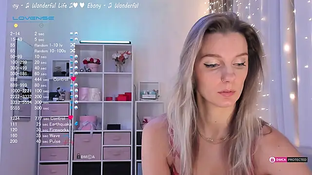 Karamelsw  online show from February 2025 09:13:01 PM