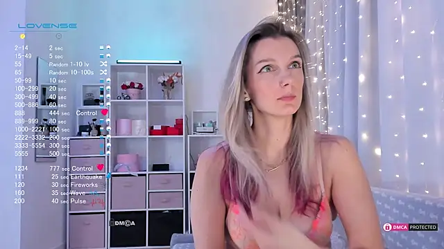 Karamelsw  online show from February 2025 11:14:02 PM