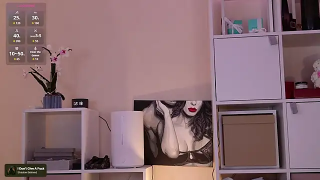 Karamelsw  online show from April 2026 11:13:01 PM