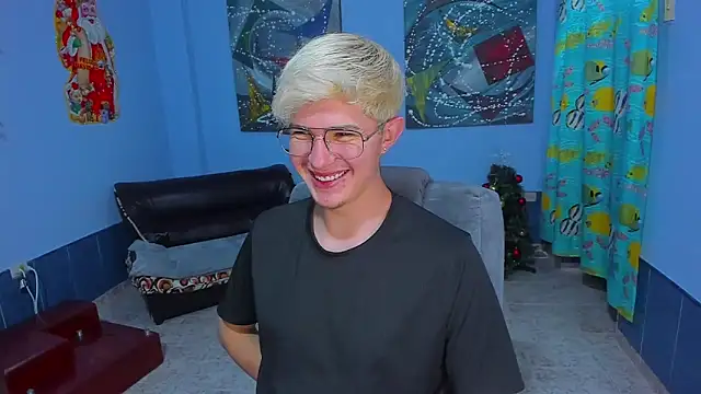 patrik 027 online show from December 2025 09:00:01 PM