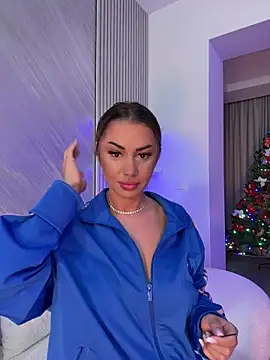 KirstieVegas online show from December 2025 05:31:02 PM