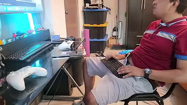 thor000089 online show from September 2025 11:21:01 PM