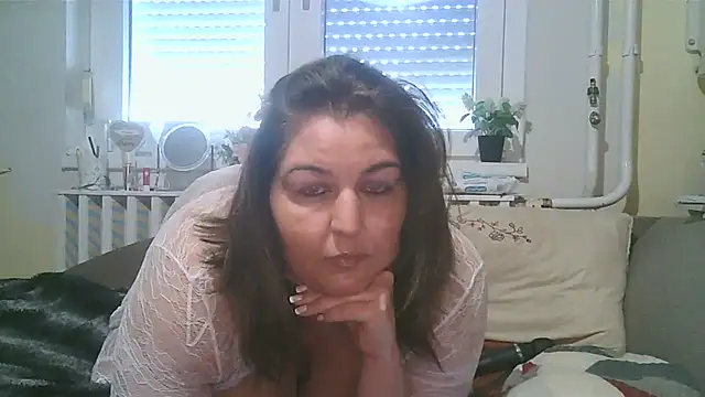 Mileva88 online show from October 2025 10:04:01 AM