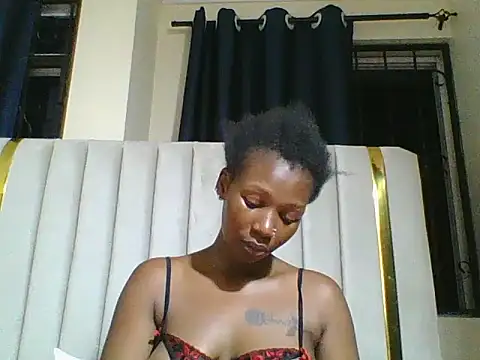 CuteJ online show from February 2025 05:29:01 PM