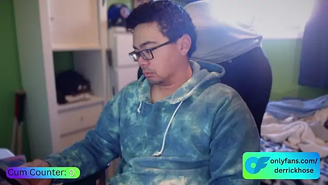 DerrickHose online show from November 2025 03:28:02 PM