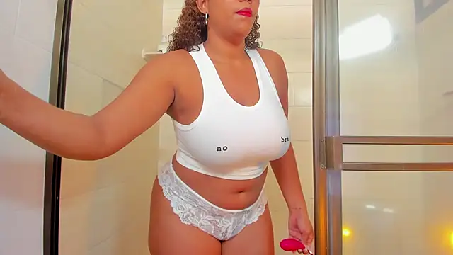 Aisharhodes00 online show from November 2025 08:19:02 PM