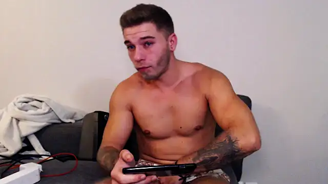 Elkafit28 online show from October 2025 09:16:01 PM